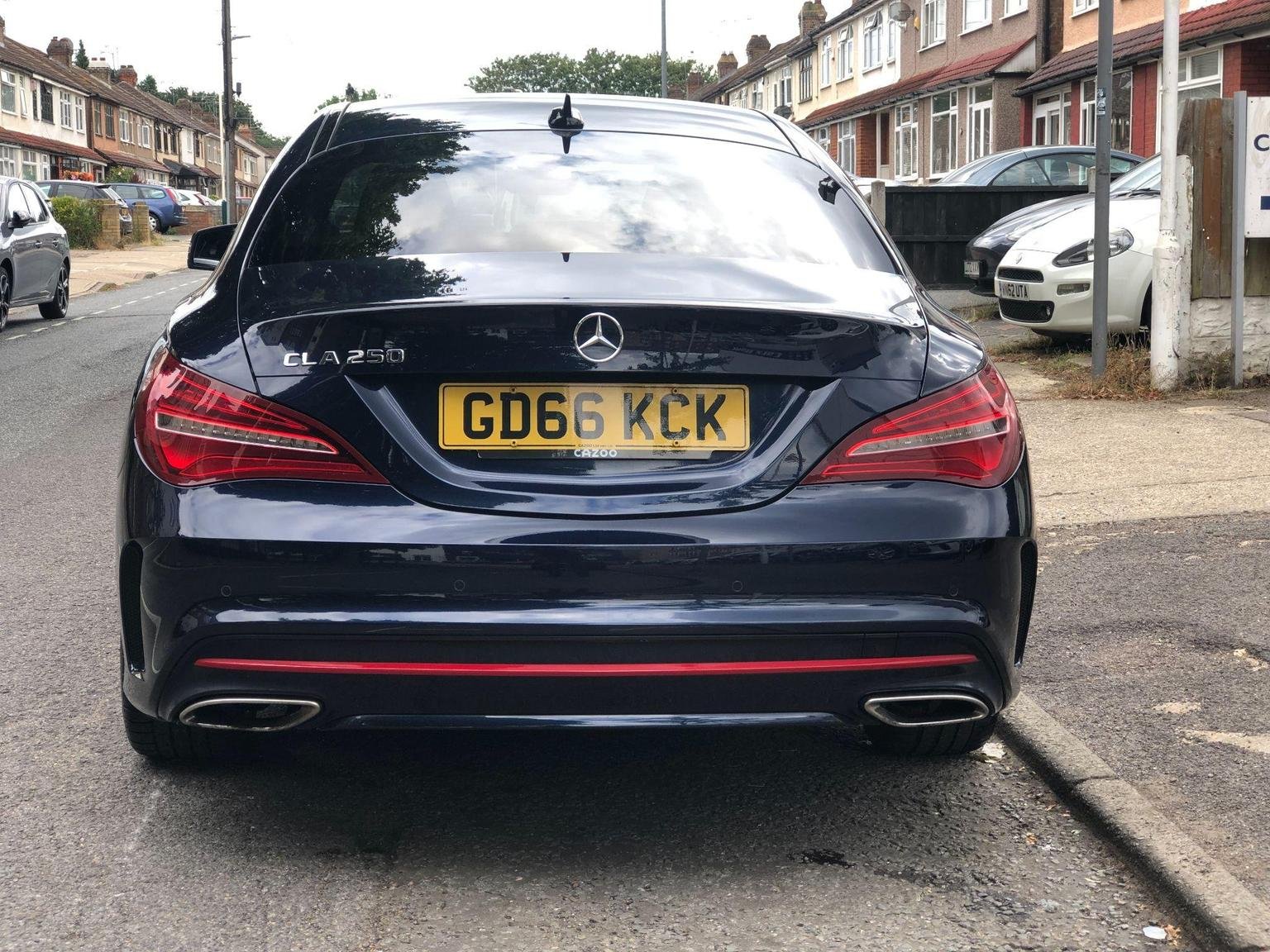 Mercedes Benz CLA