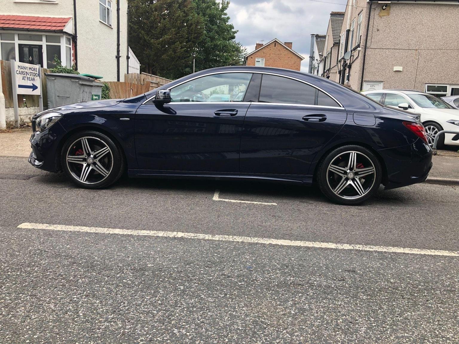 Mercedes Benz CLA