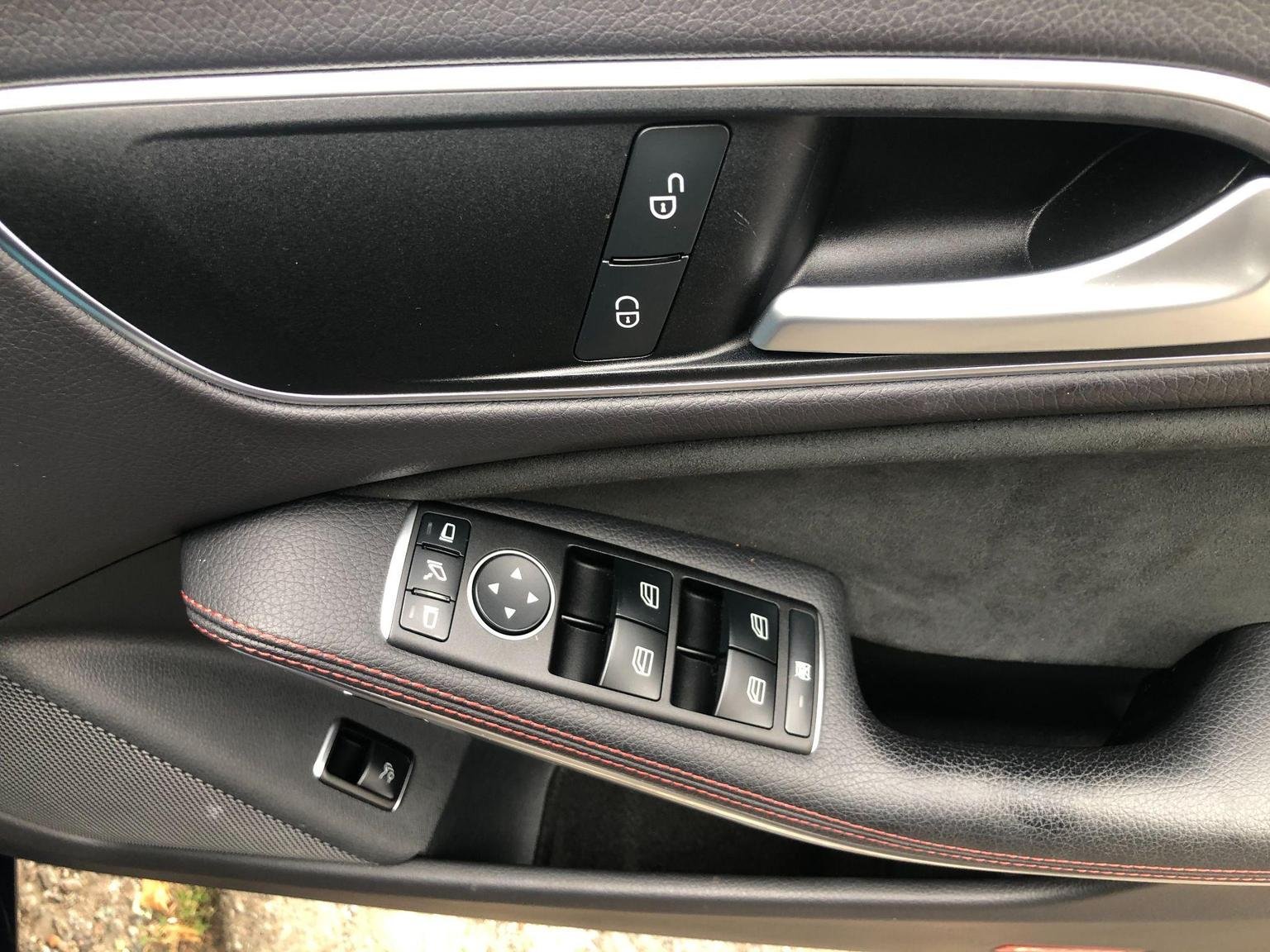 Mercedes Benz CLA