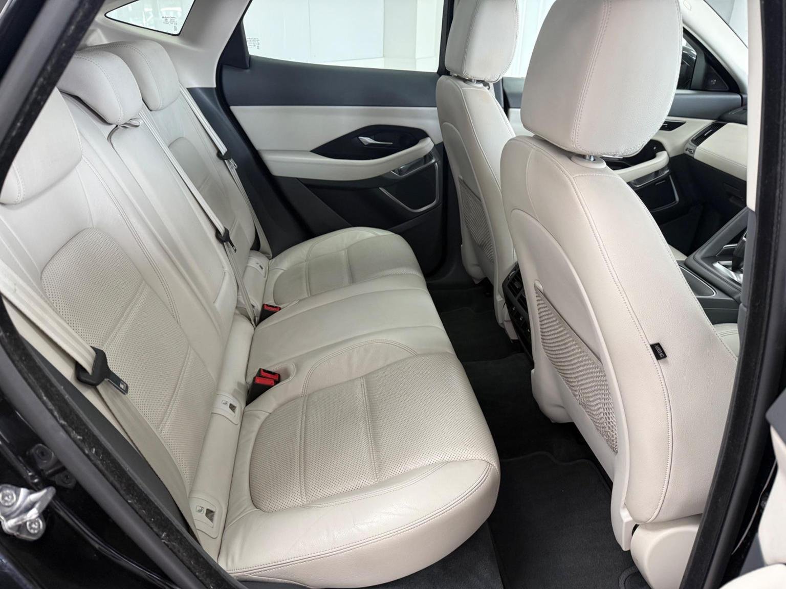 Jaguar E Pace