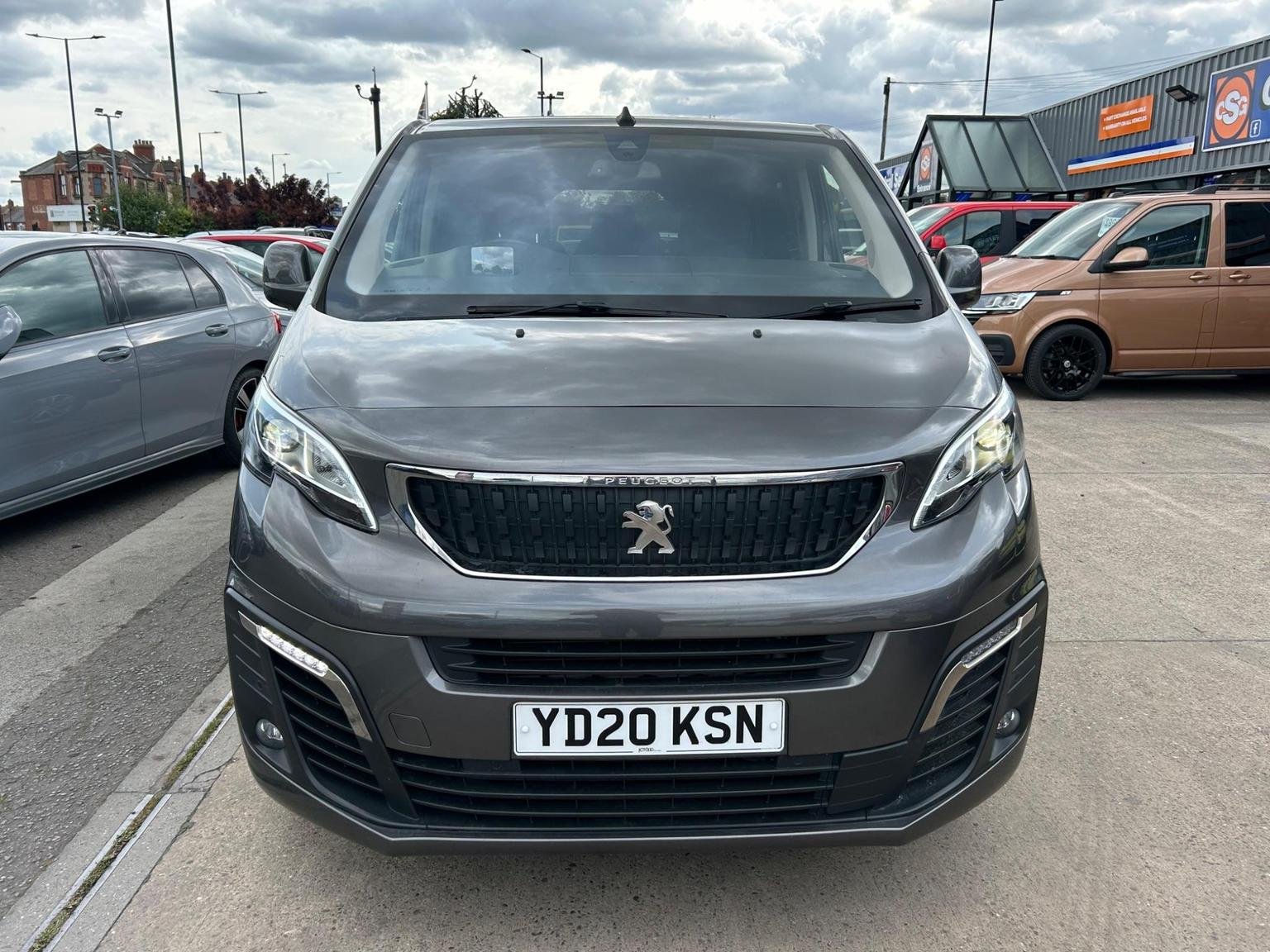Peugeot Traveller