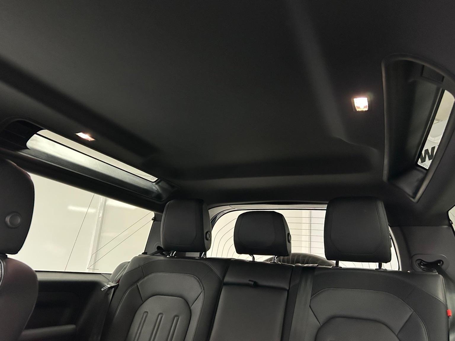 Land Rover 90