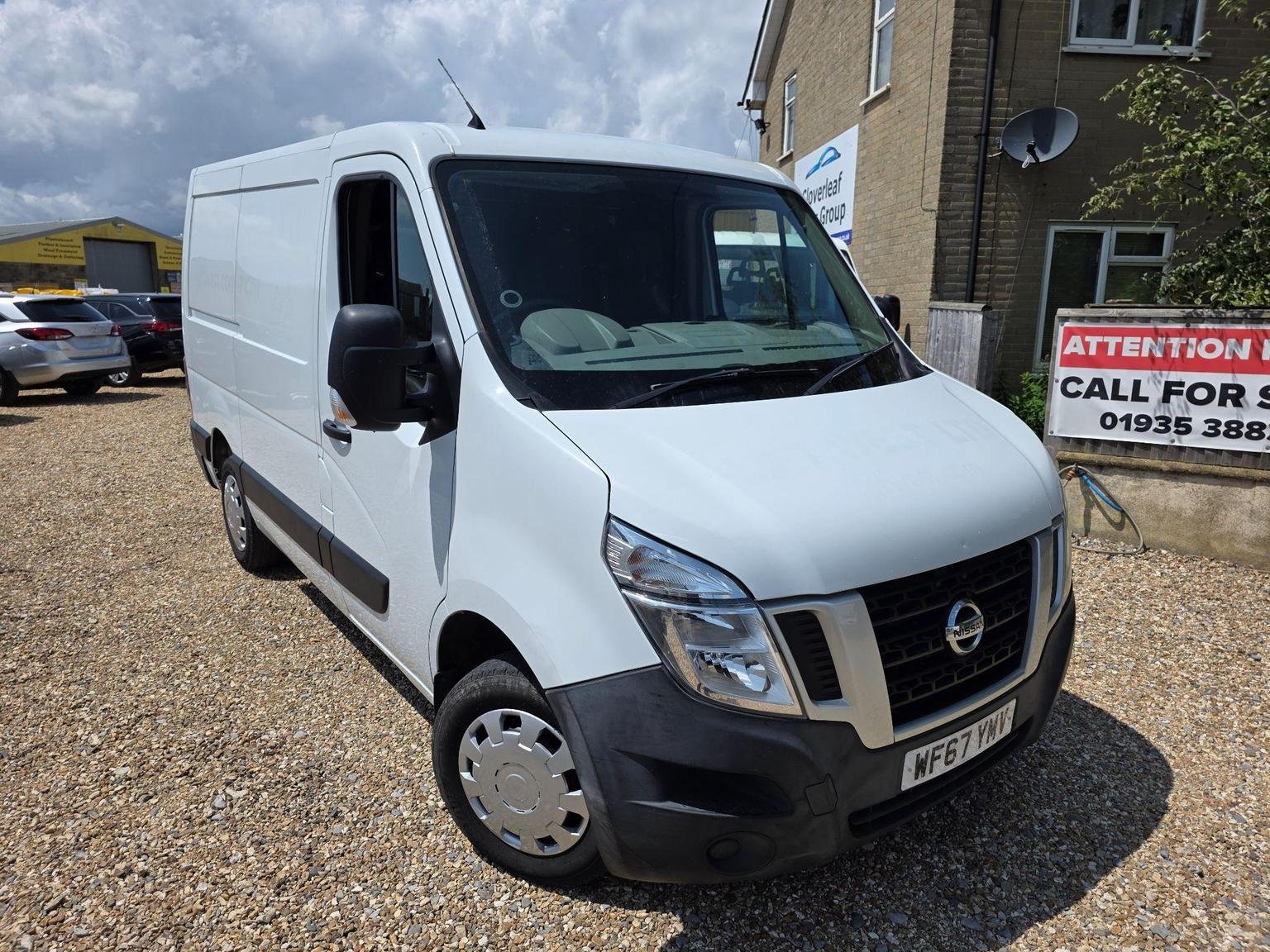 Nissan NV400