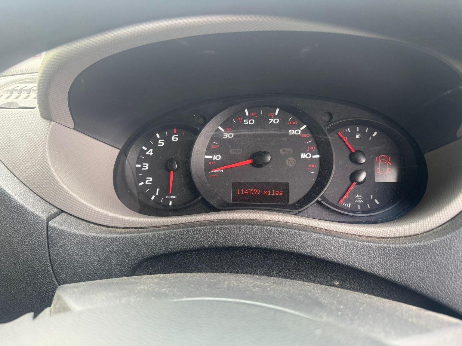 Nissan NV400
