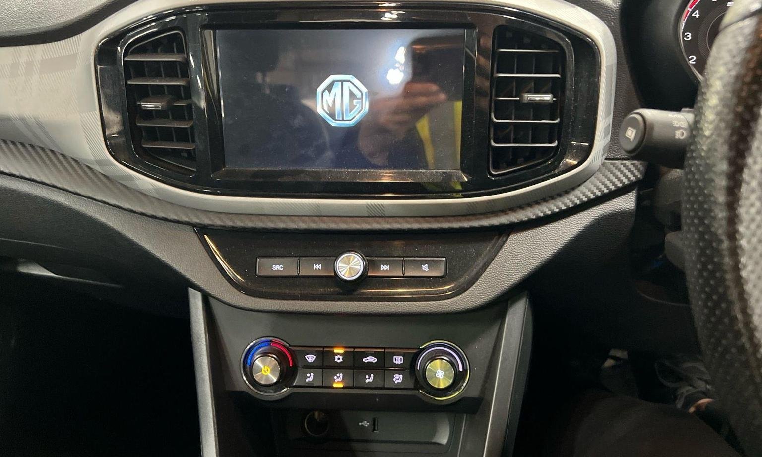 MG 3