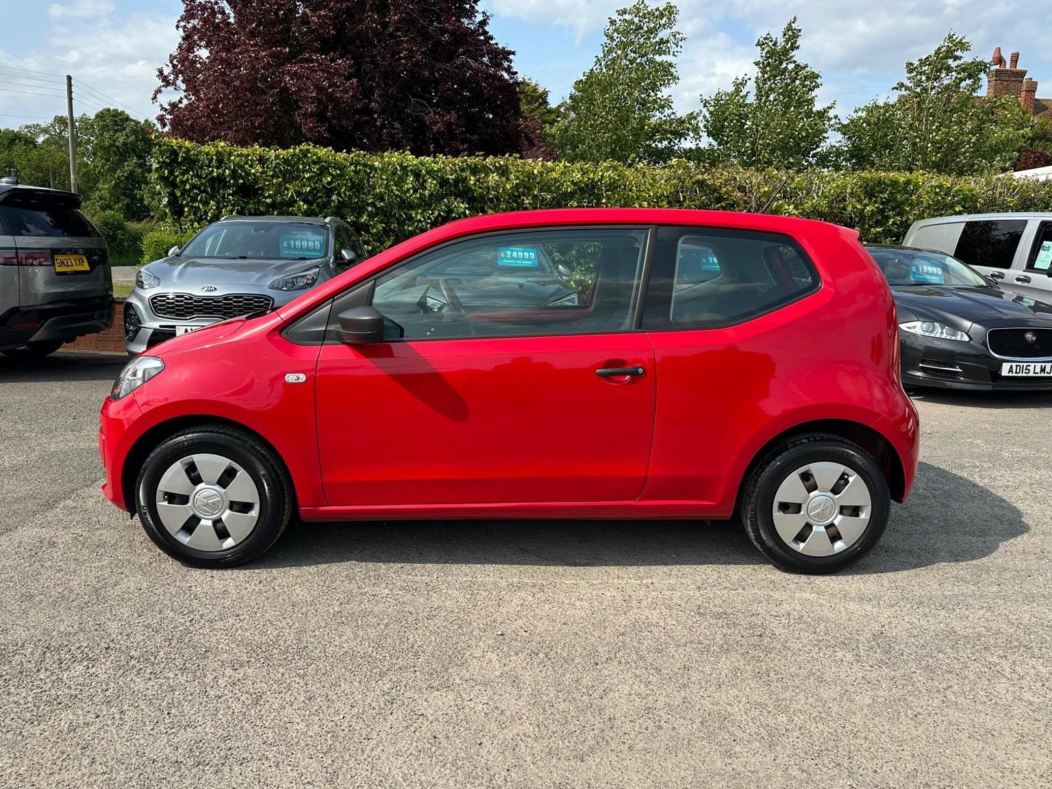 Volkswagen UP