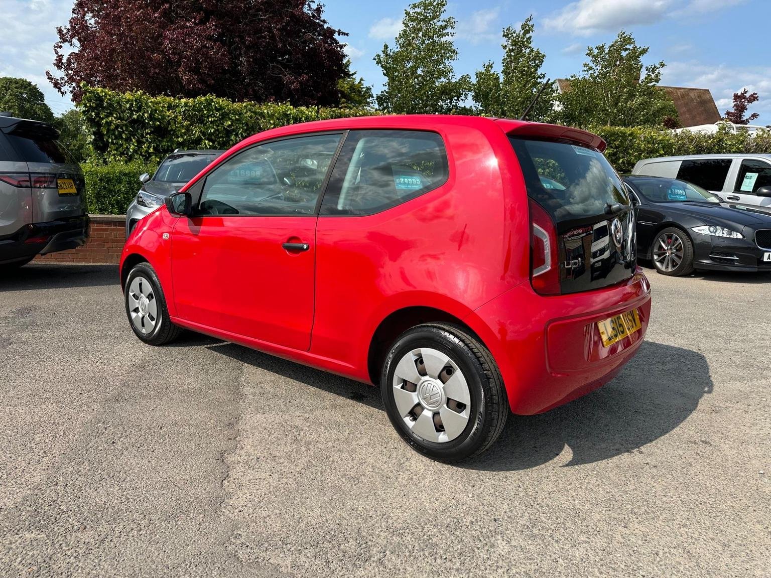Volkswagen UP