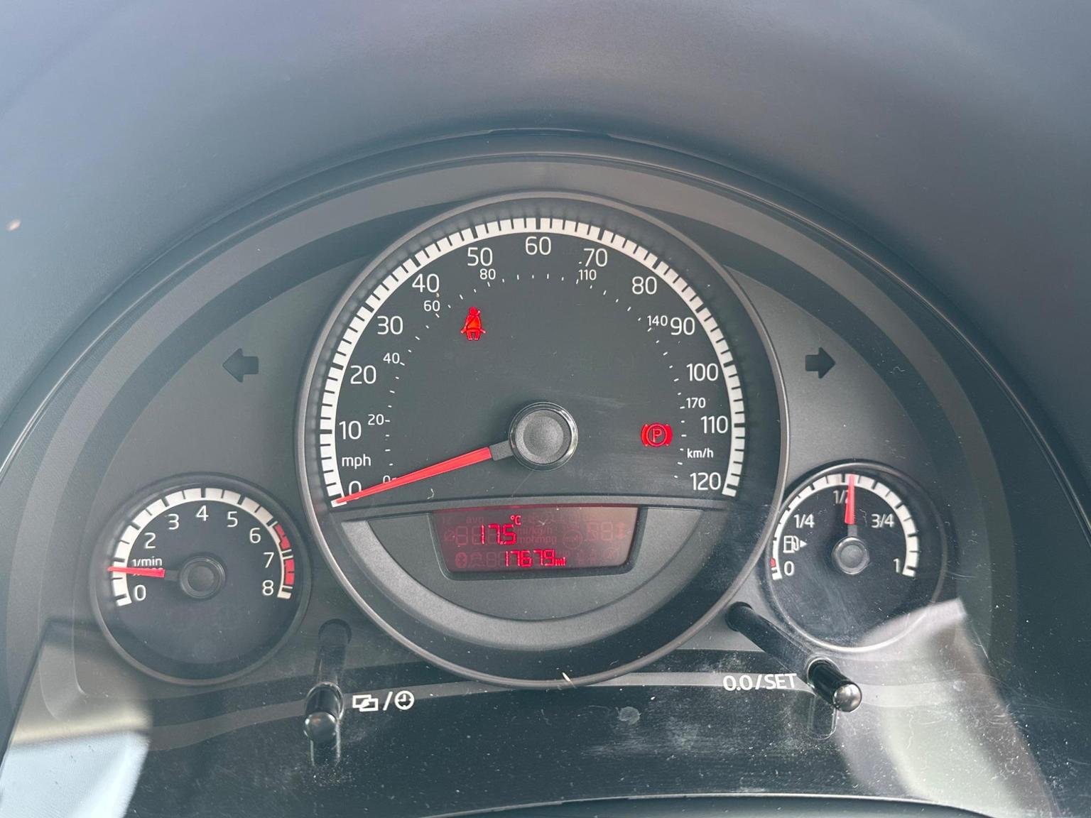 Volkswagen UP