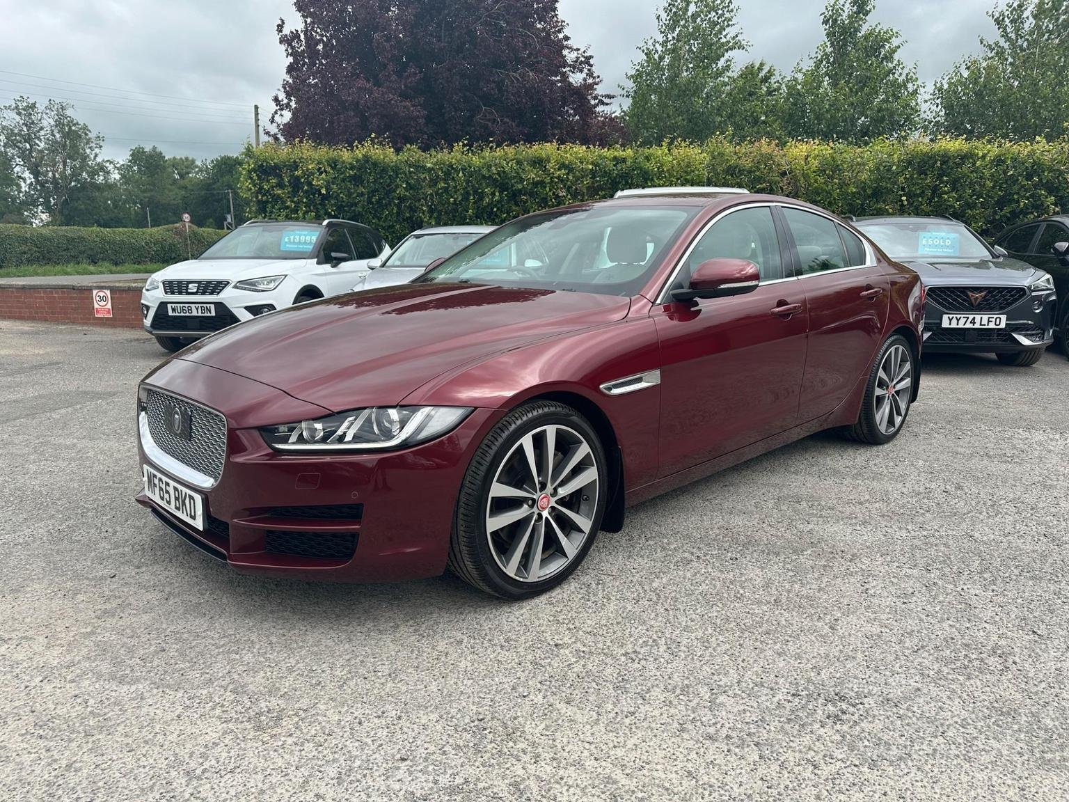 Jaguar XE