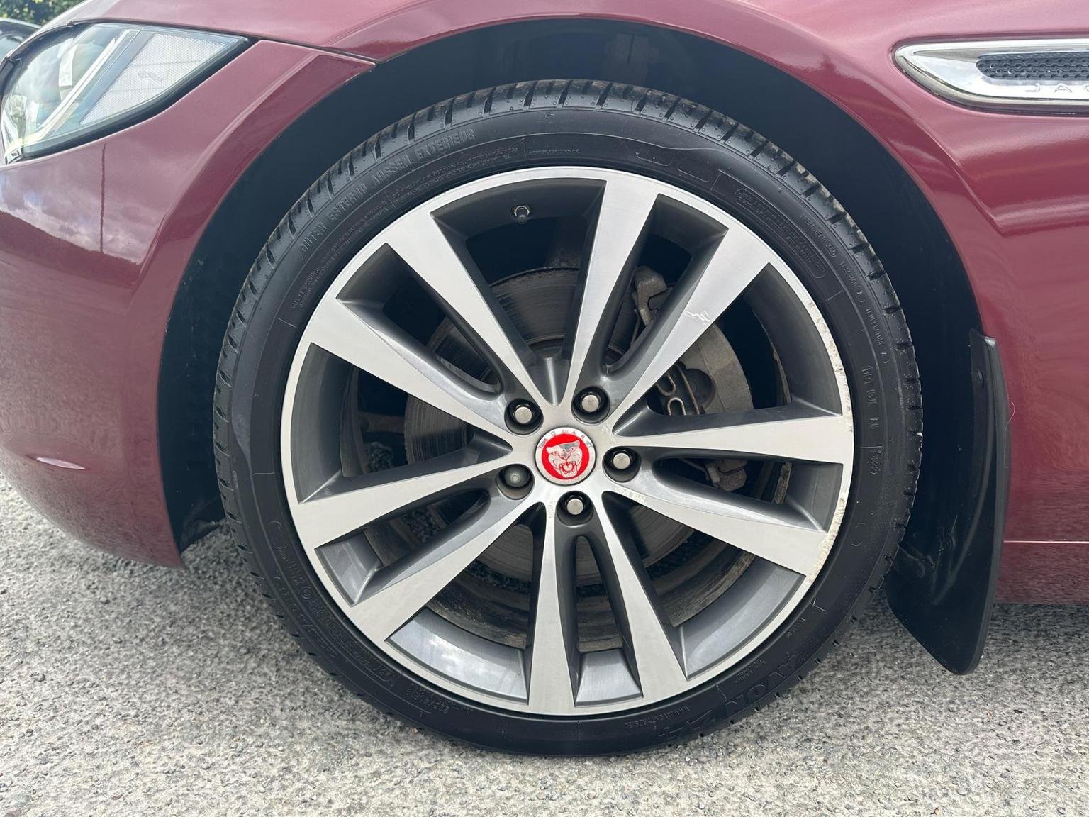 Jaguar XE