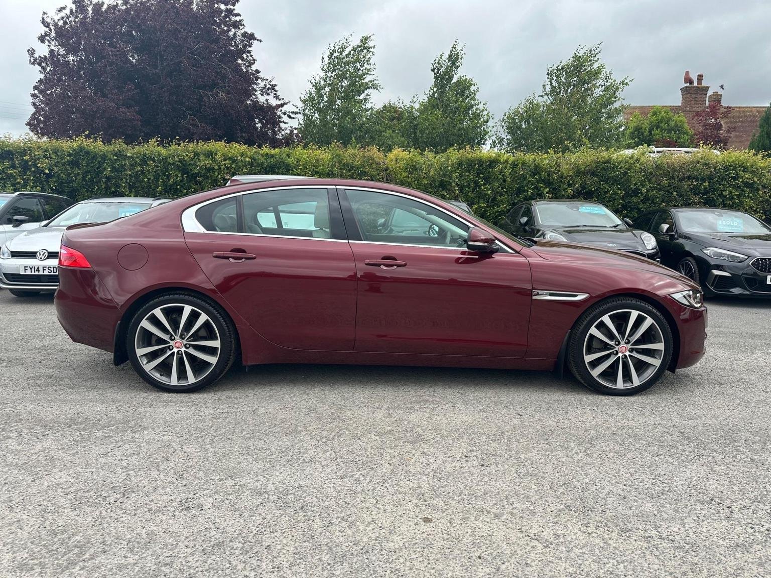 Jaguar XE