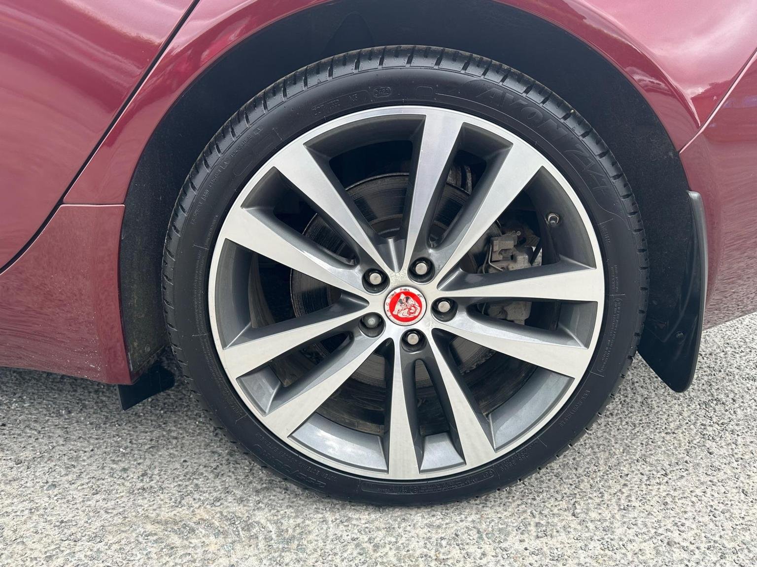Jaguar XE