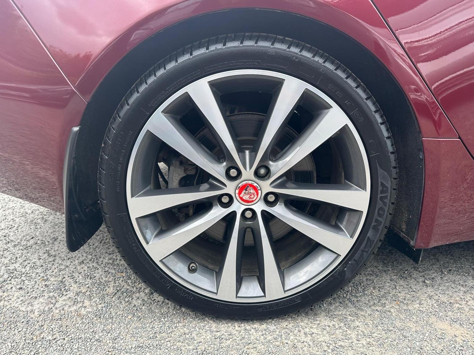 Jaguar XE