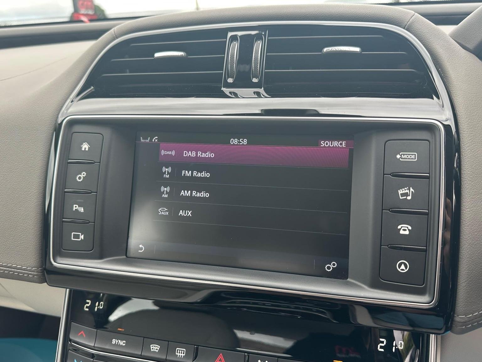 Jaguar XE