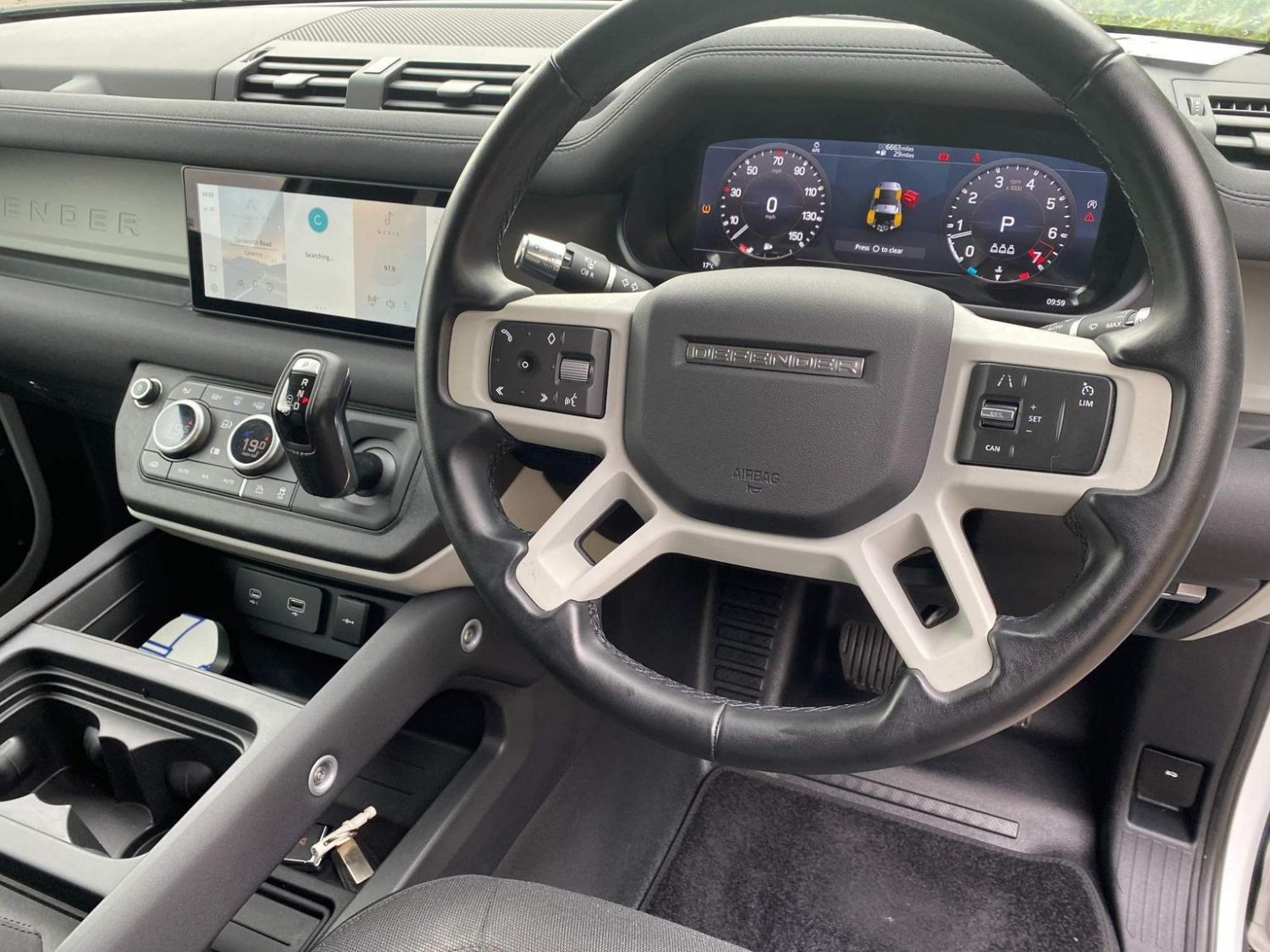 Land Rover 90