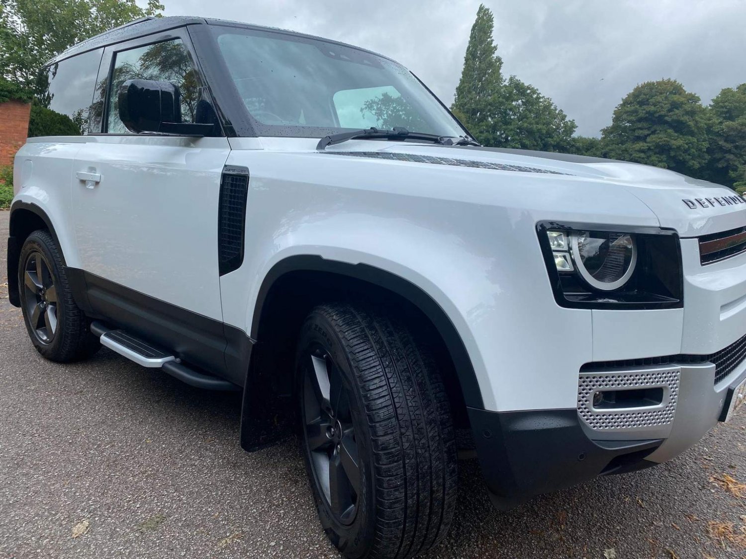 Land Rover 90