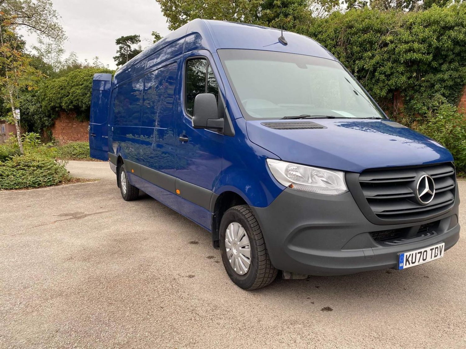 Mercedes Benz Sprinter