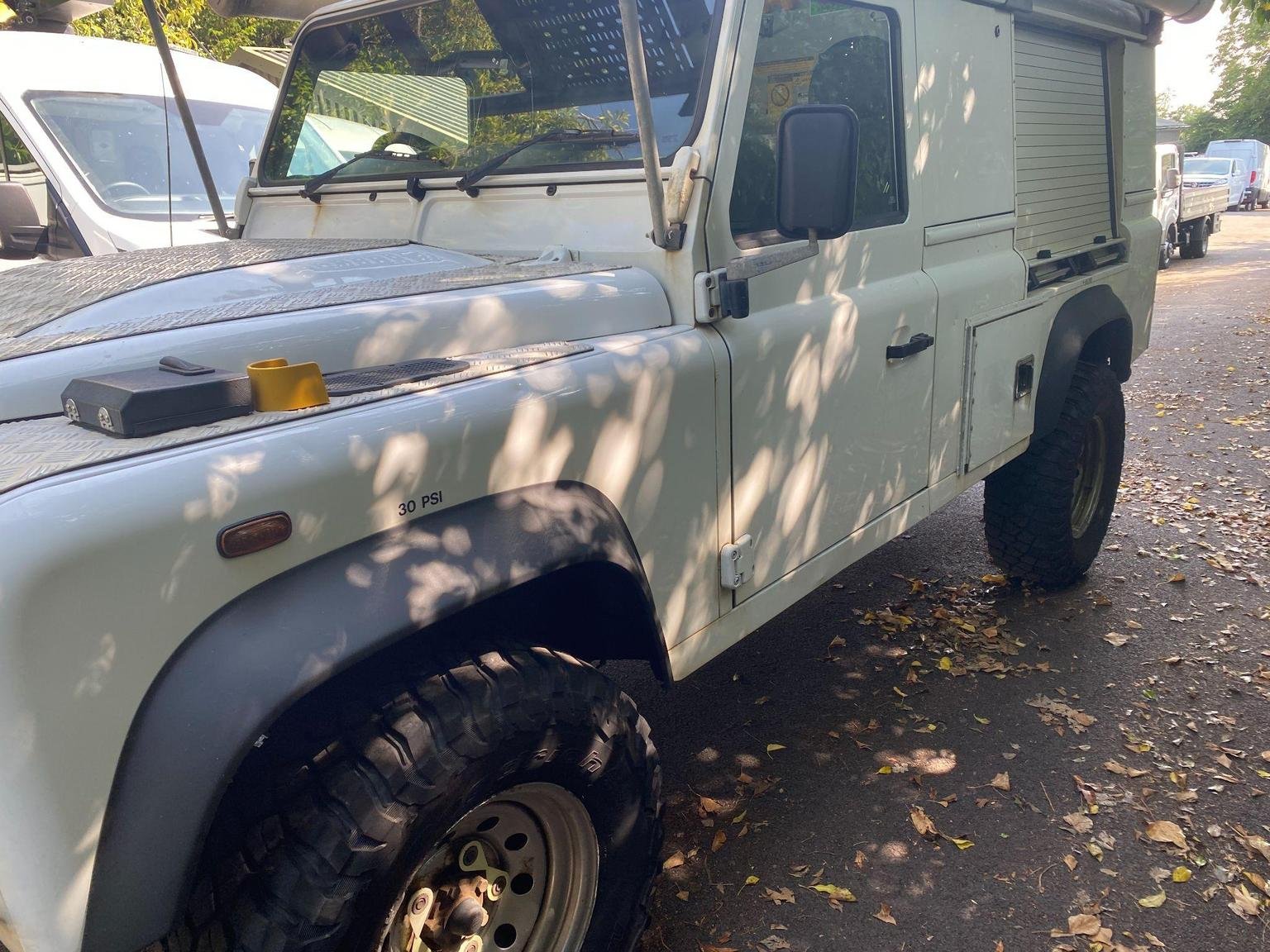 Land Rover 110