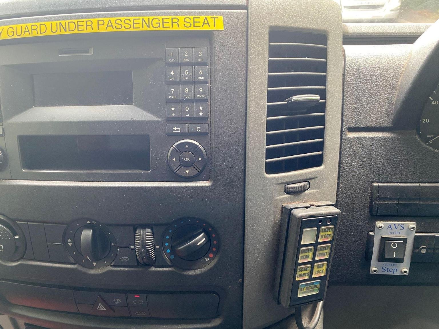 Mercedes Benz Sprinter