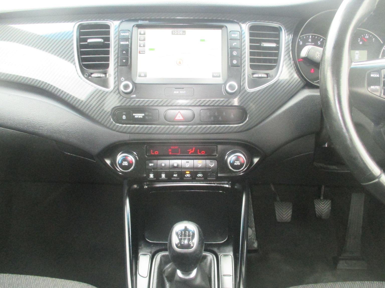 Kia Carens