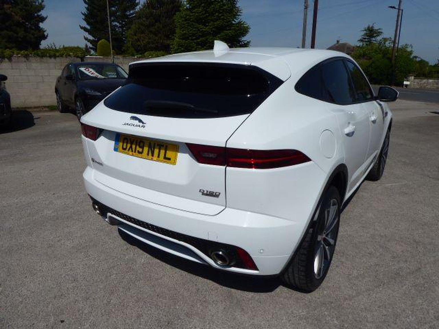 Jaguar E Pace