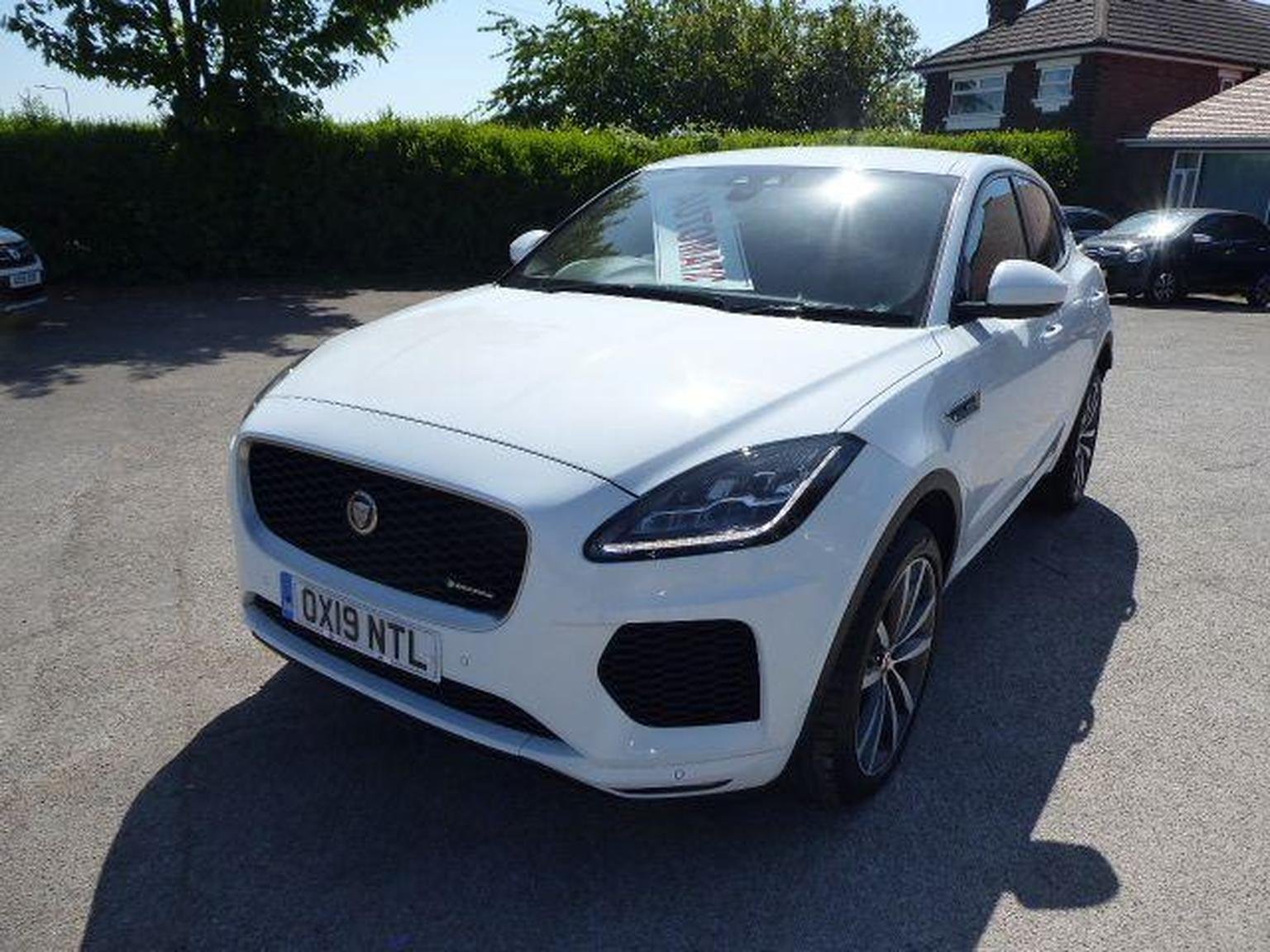 Jaguar E Pace