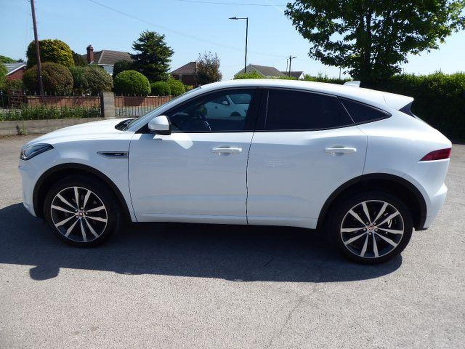 Jaguar E Pace