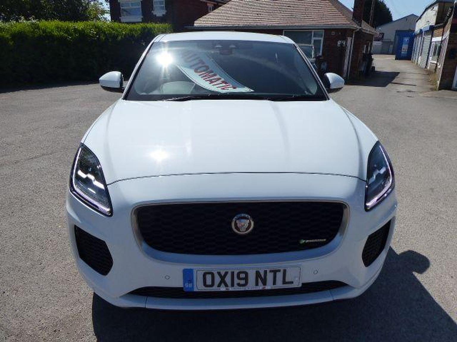 Jaguar E Pace