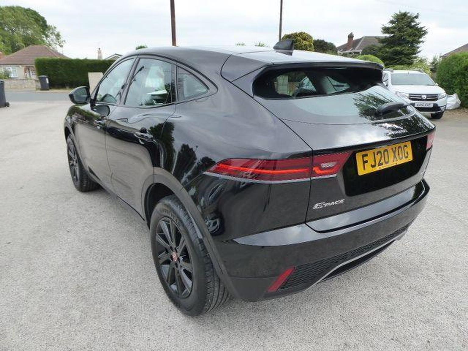 Jaguar E Pace