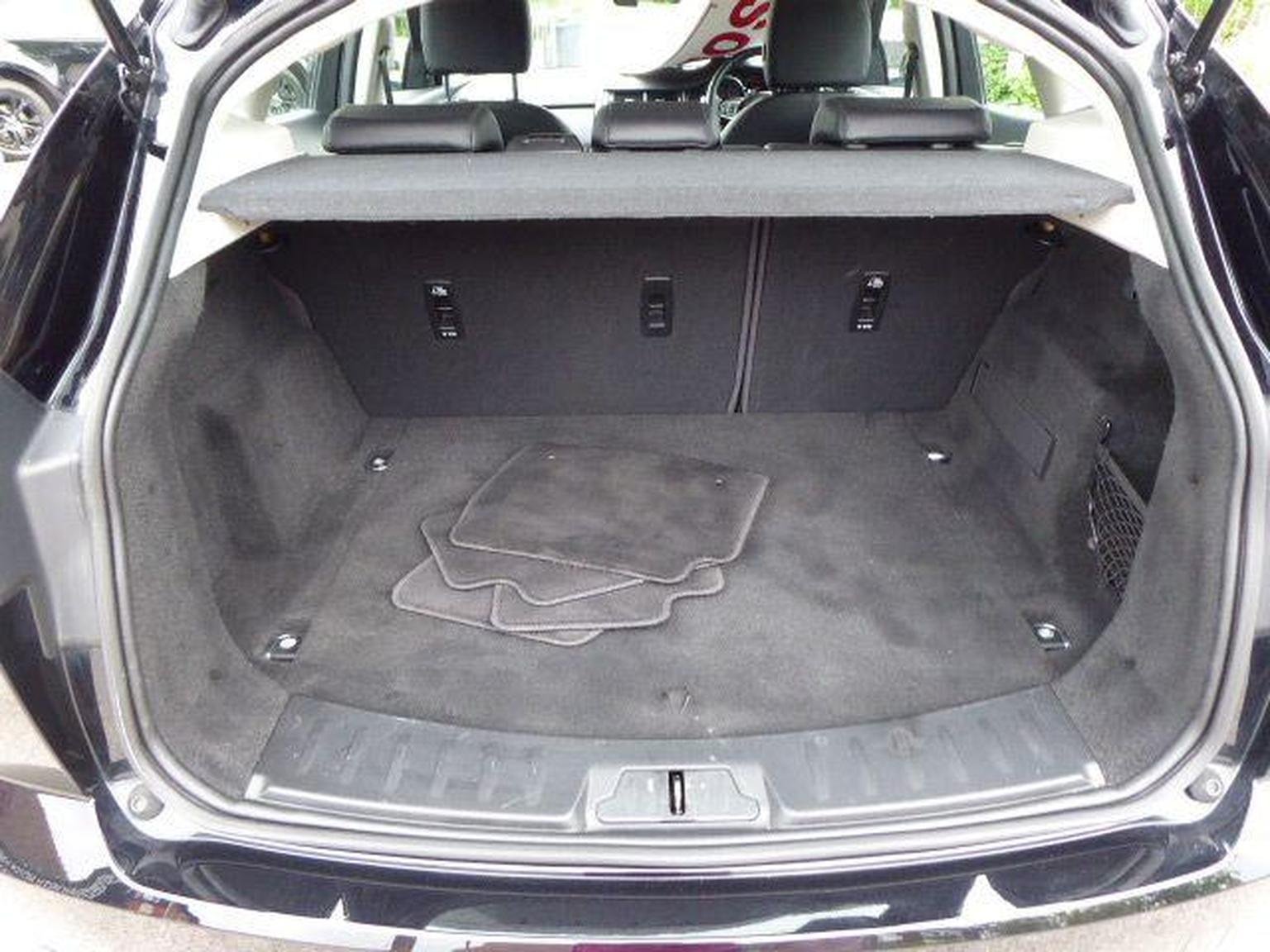 Jaguar E Pace