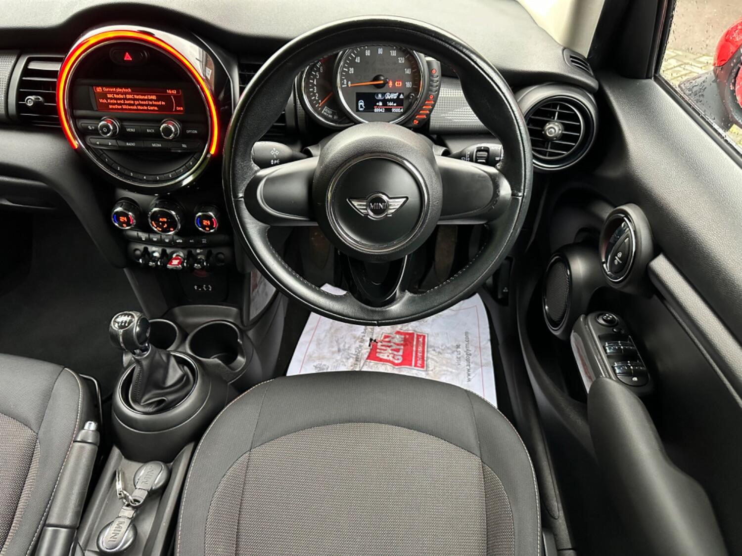 MINI Hatch