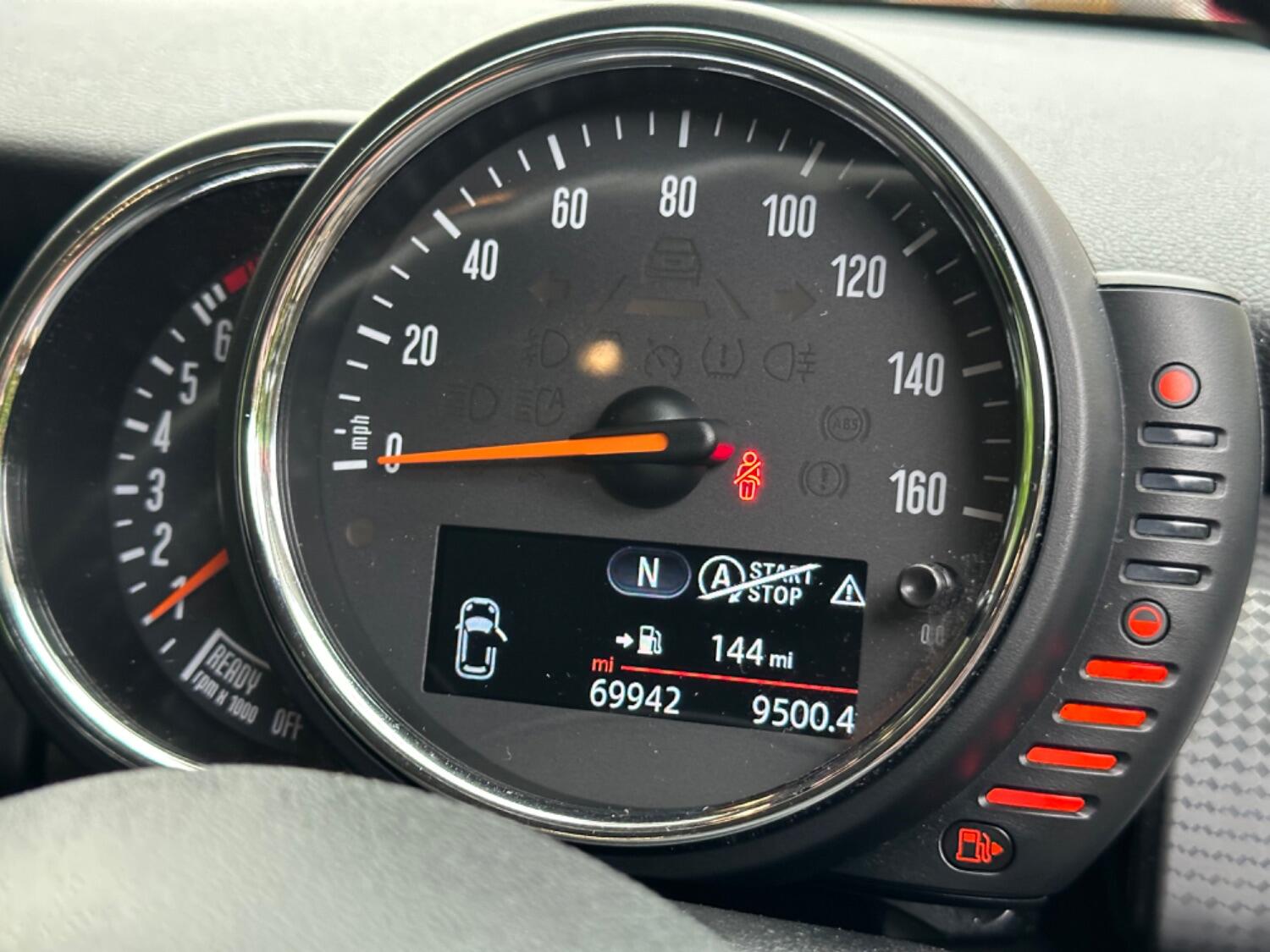 MINI Hatch
