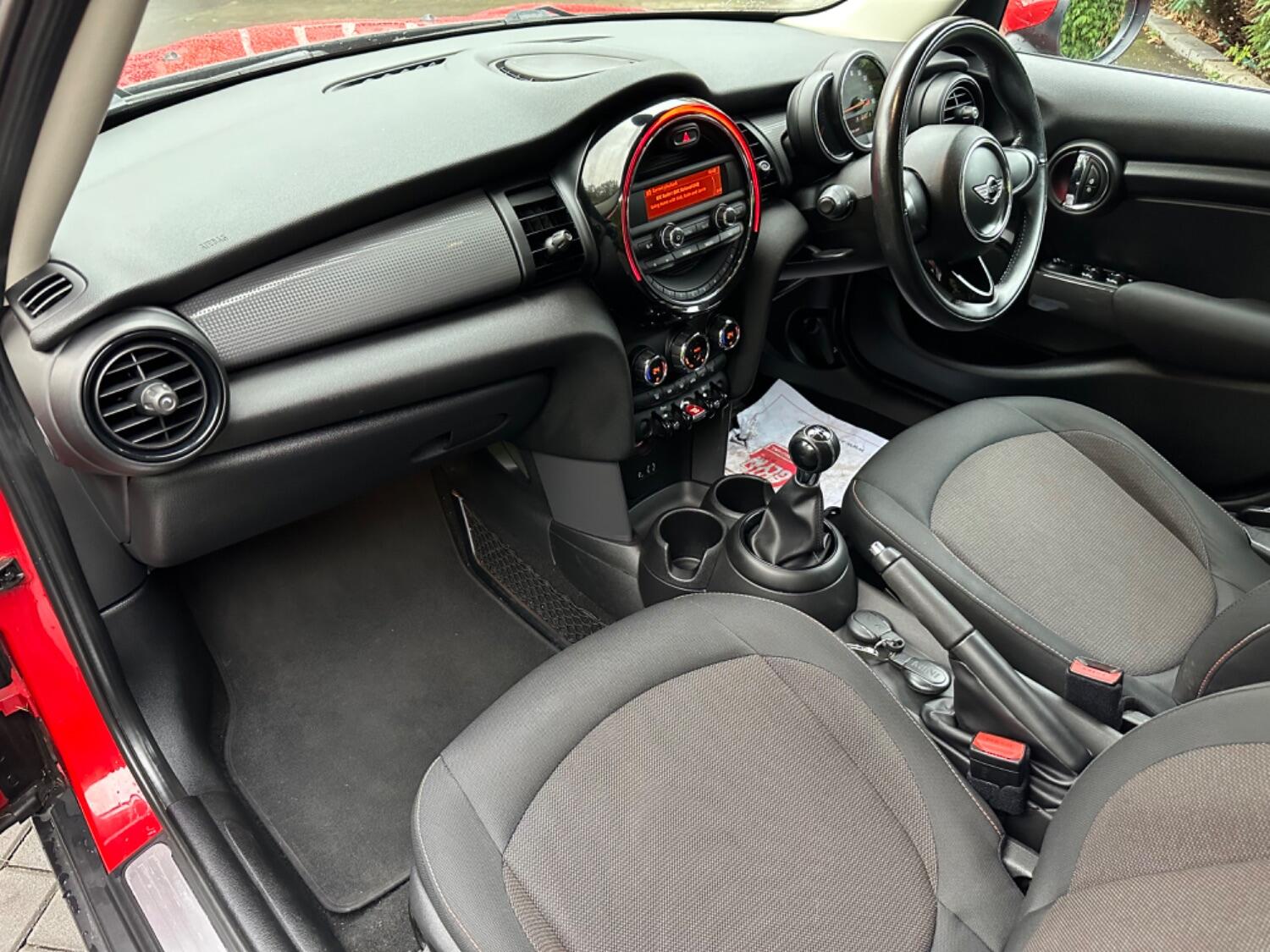 MINI Hatch