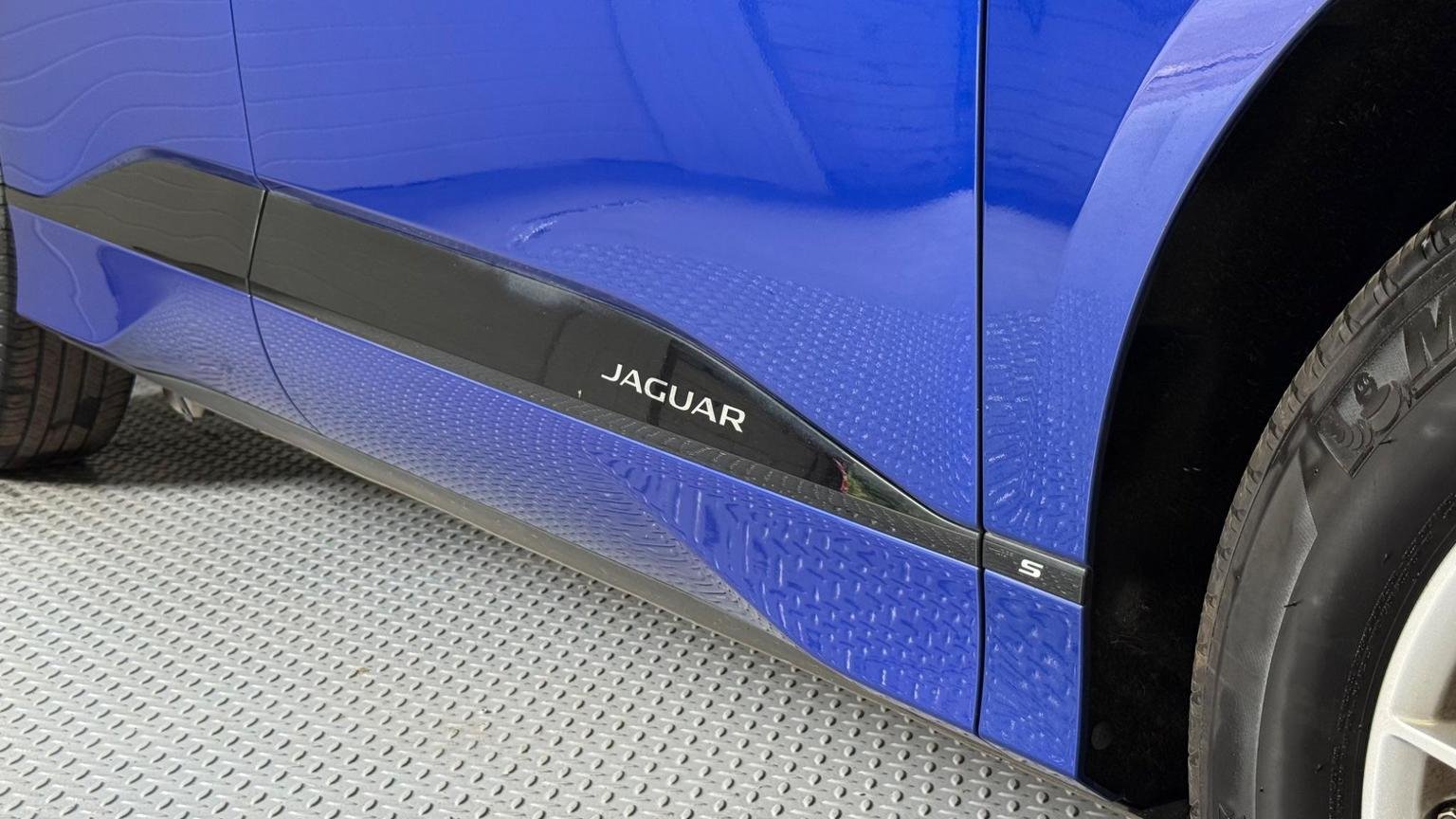 Jaguar I Pace