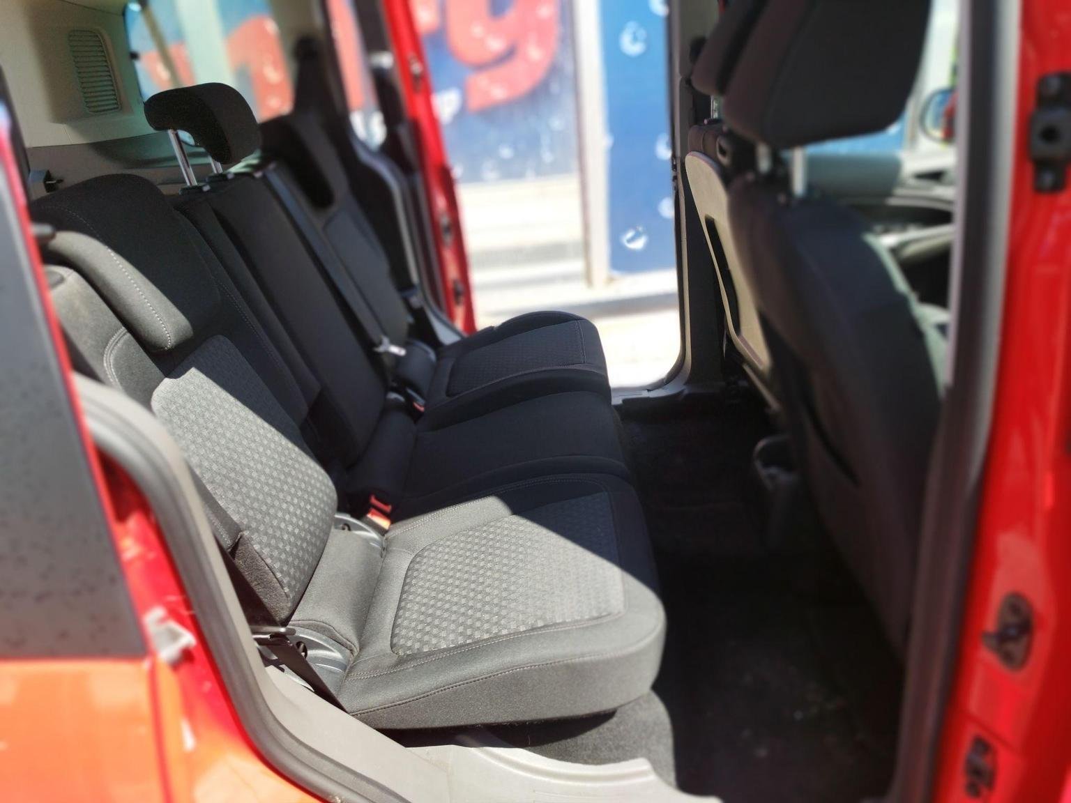Ford Tourneo