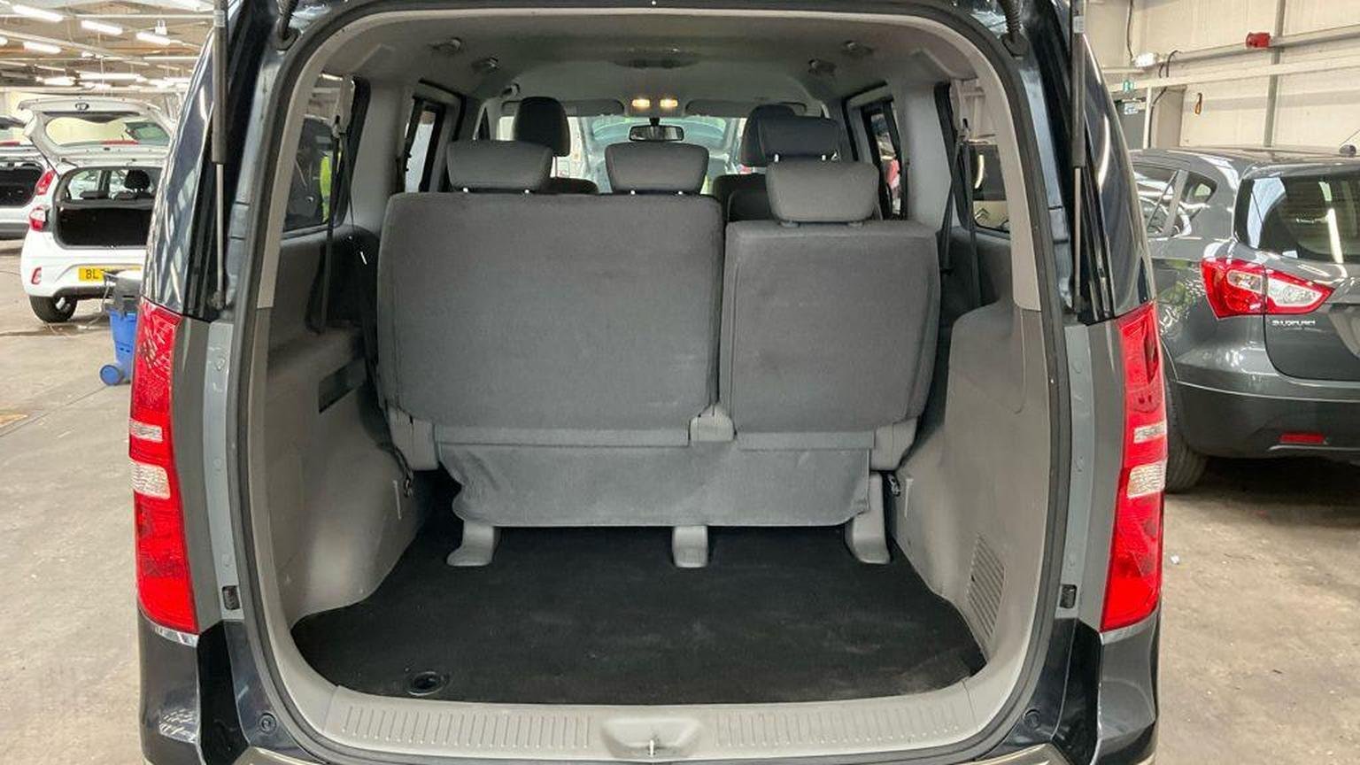 Hyundai i800
