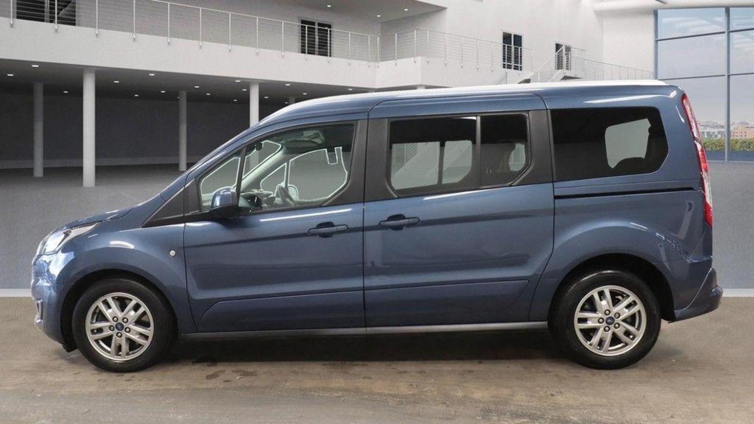 Ford Tourneo