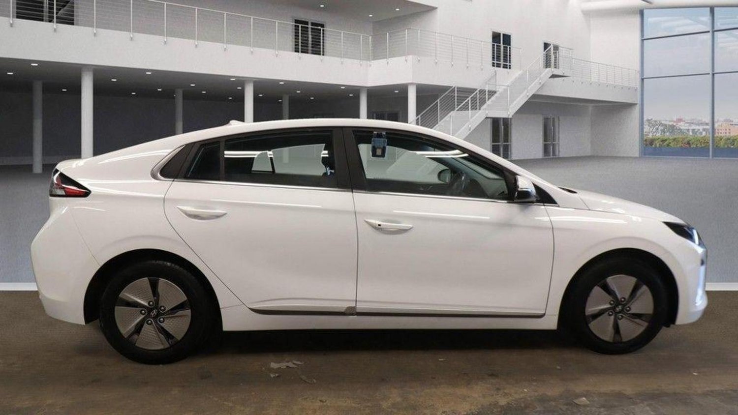 Hyundai IONIQ