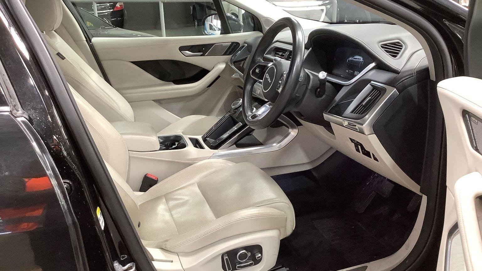 Jaguar I Pace