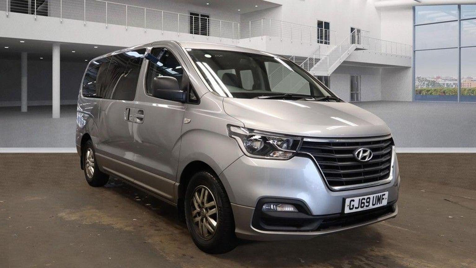 Hyundai i800