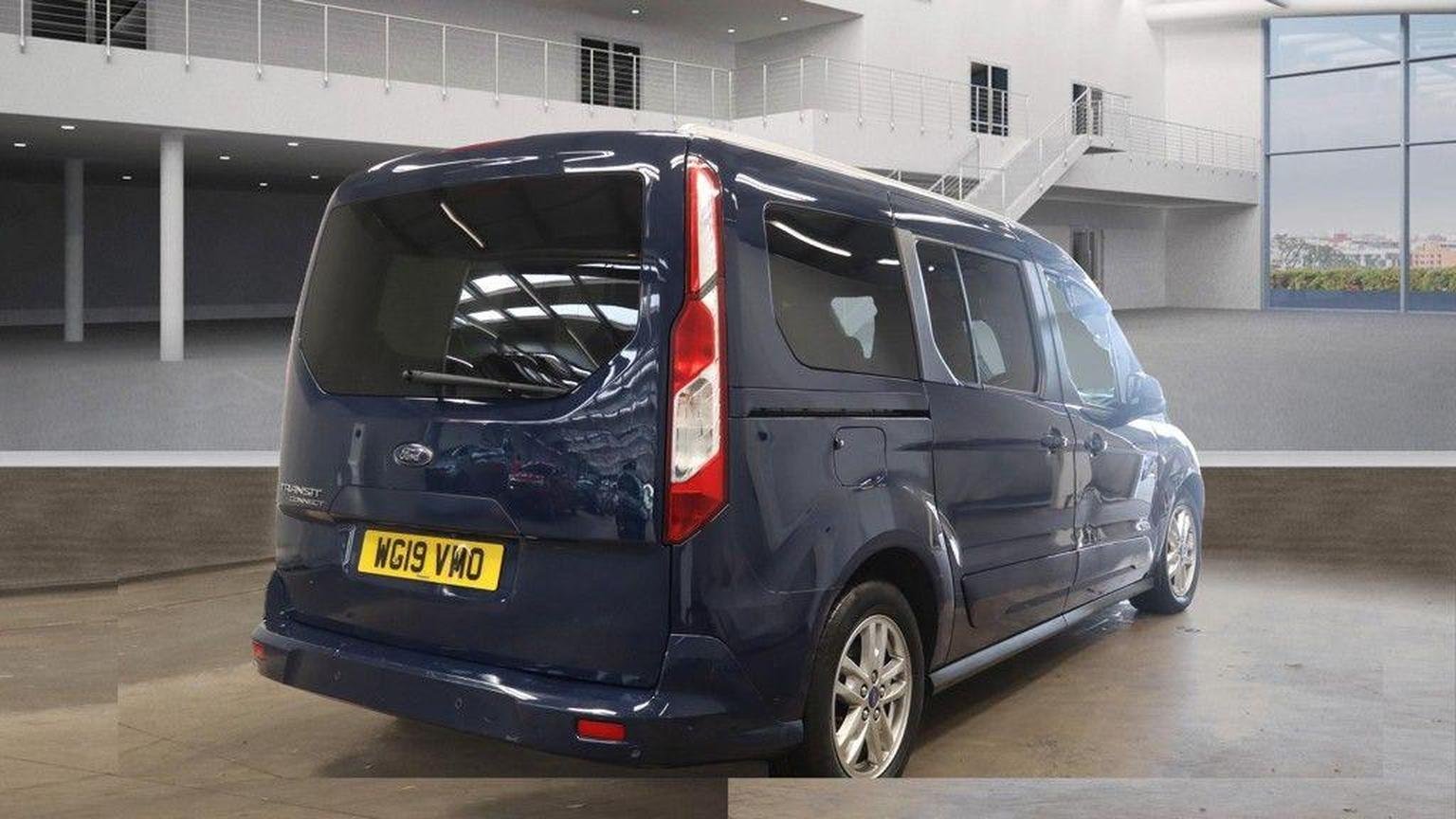 Ford Tourneo
