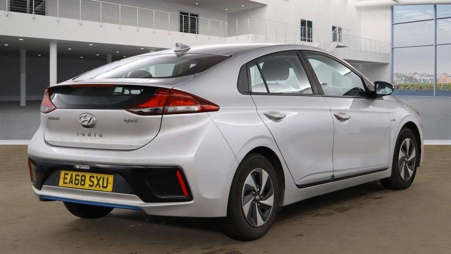Hyundai IONIQ