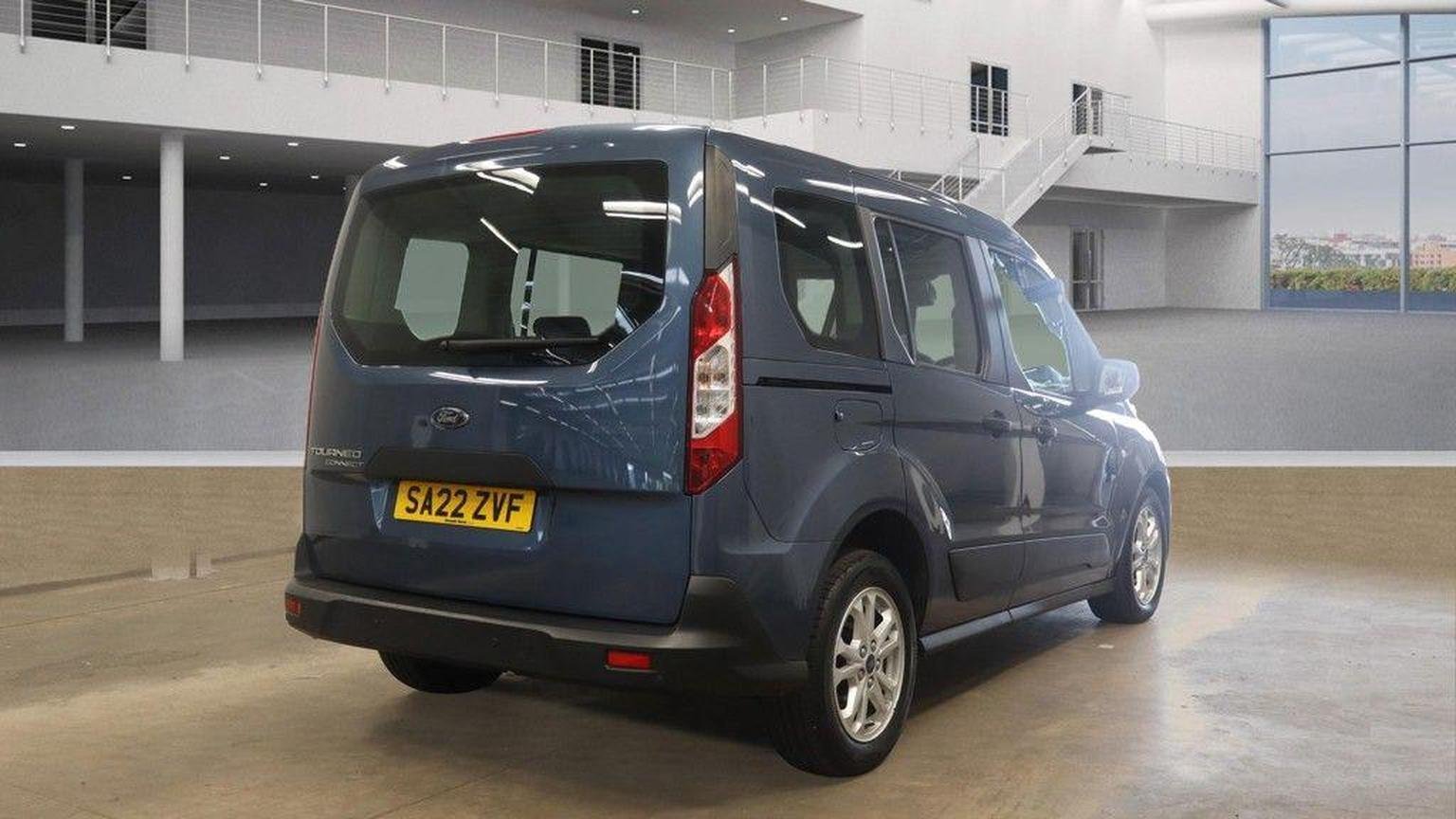 Ford Tourneo