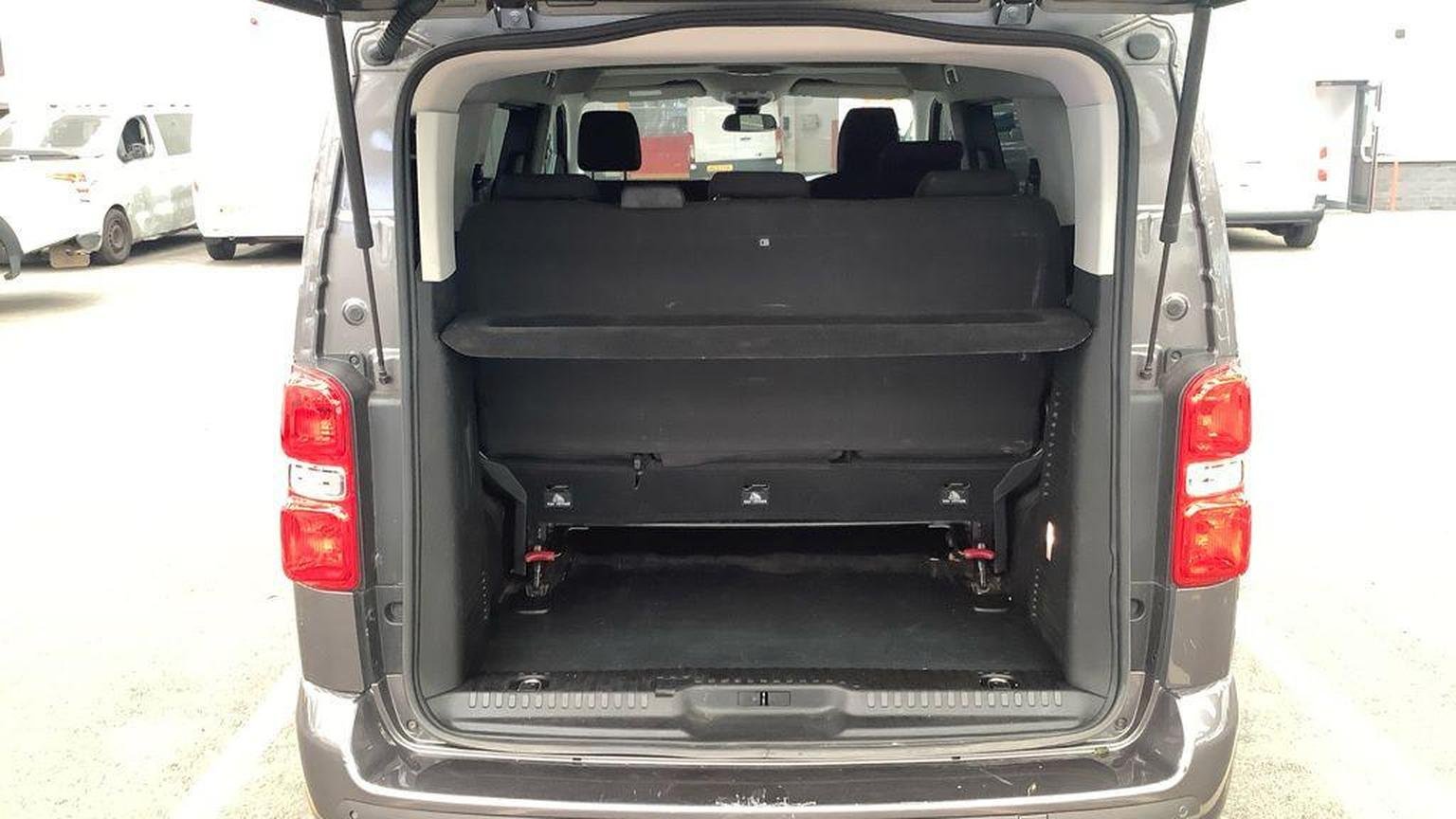 Peugeot Traveller