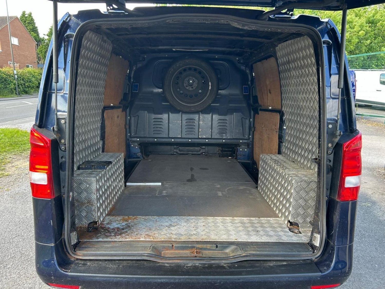 Mercedes Benz Vito