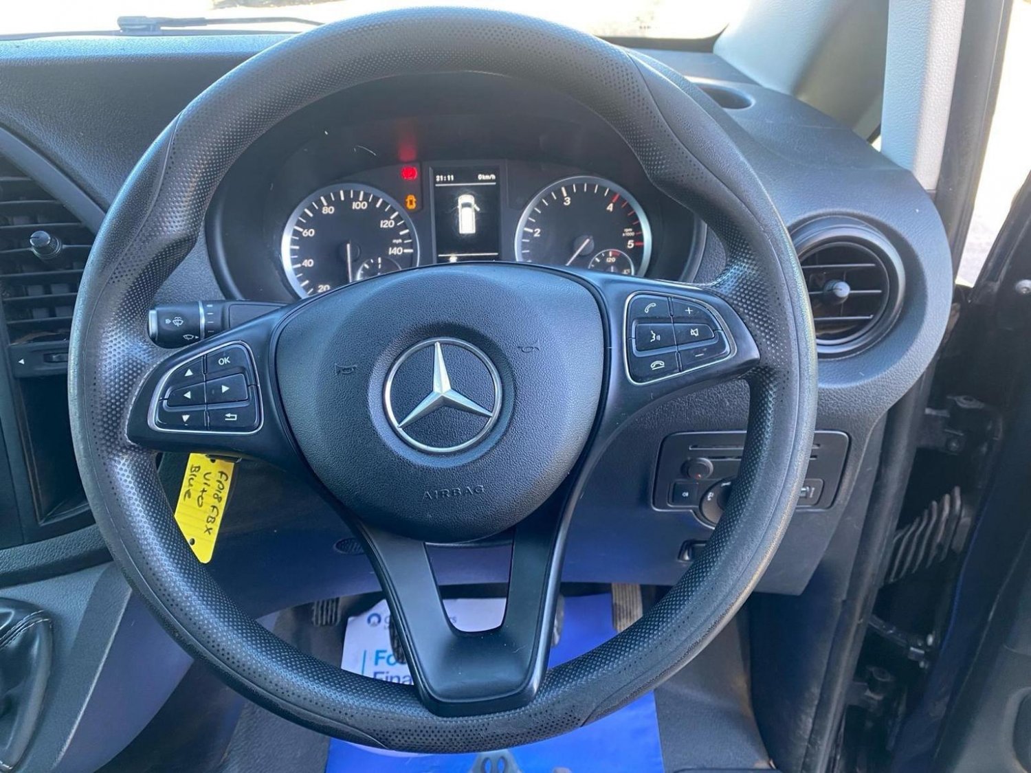Mercedes Benz Vito