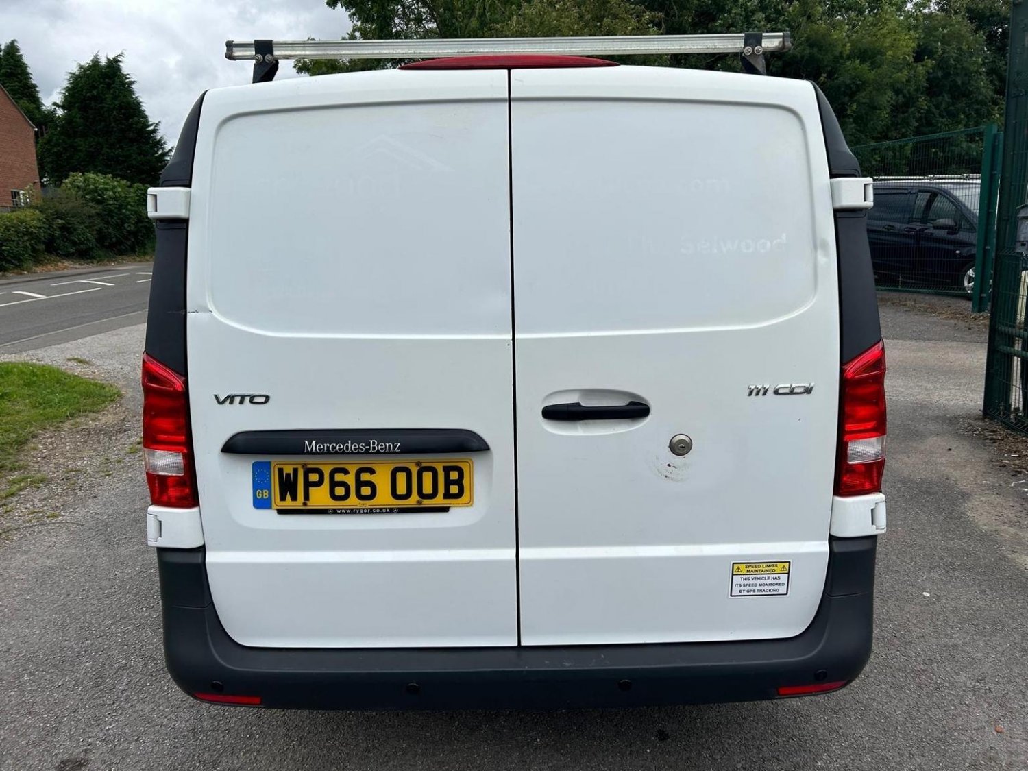 Mercedes Benz Vito