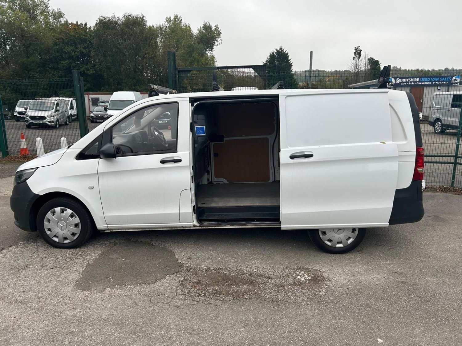 Mercedes Benz Vito