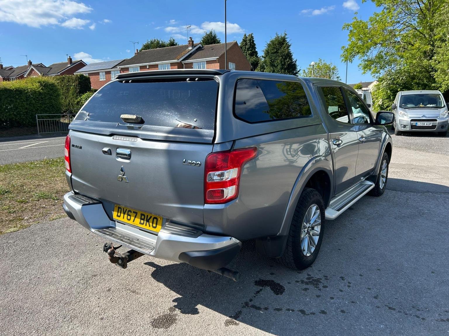Mitsubishi L200