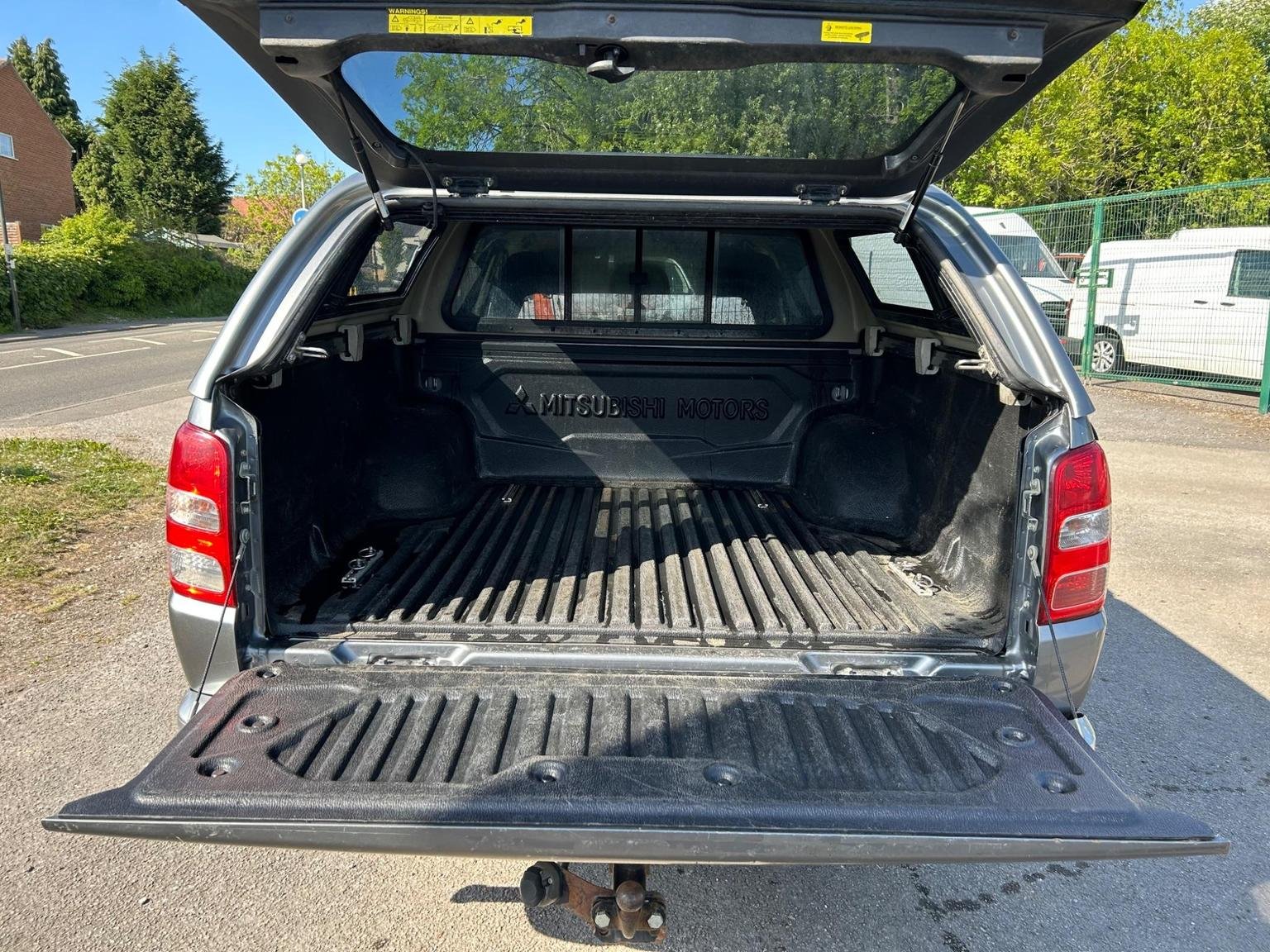Mitsubishi L200